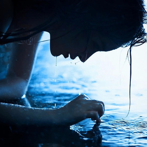 久久精品三级视频
